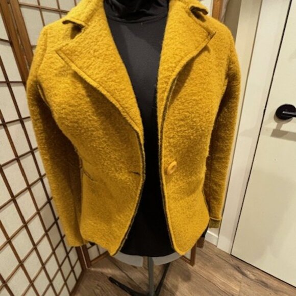 Fitted Sweater Blazer - Picture 6 of 9